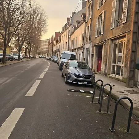 Cite De La Gastronomie Apartment