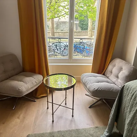 Cite De La Gastronomie Apartment *